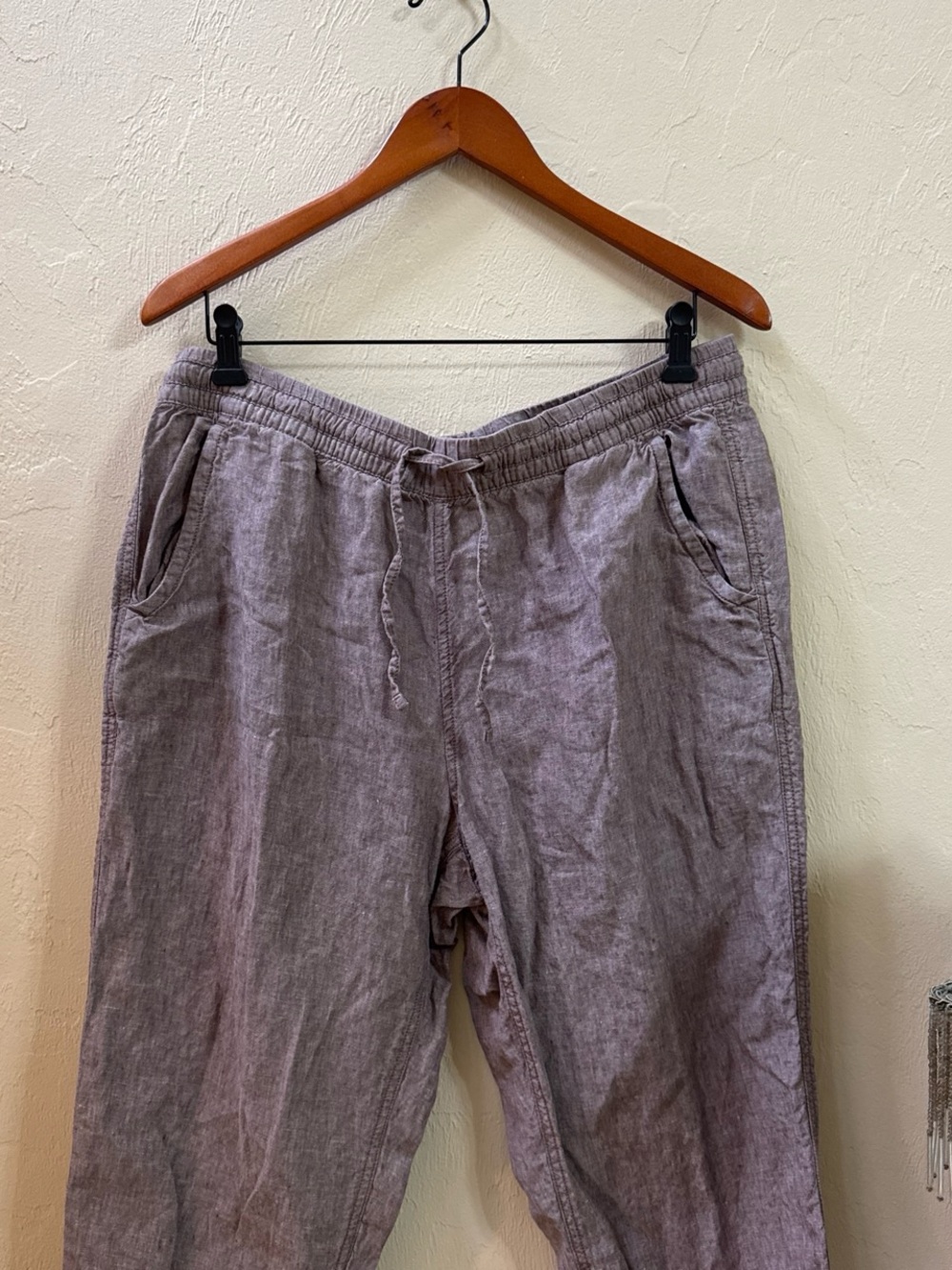 Linen Capris - Picture 2 of 6